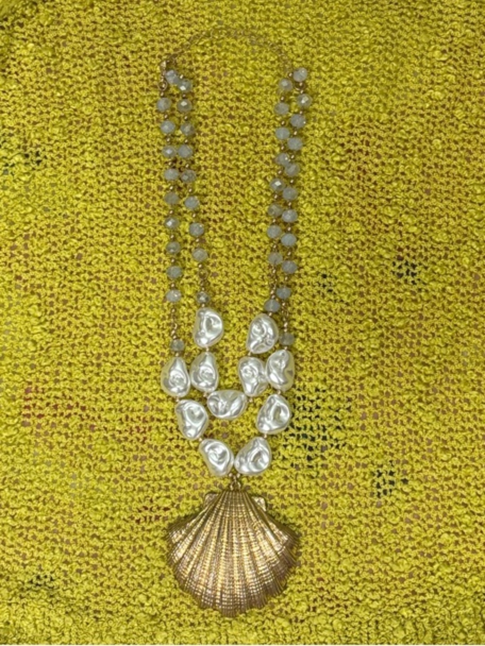 Statement Shell Necklace
